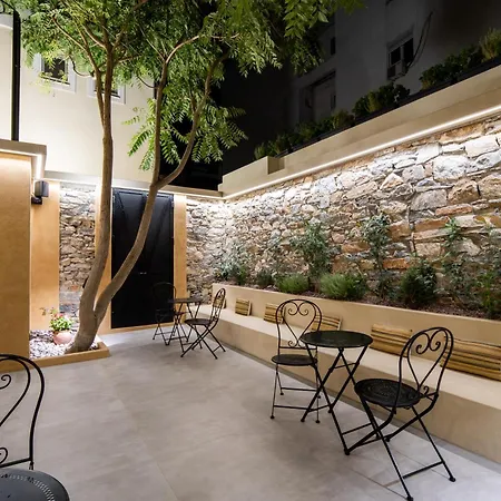 Apartamento Industrial - Le Petit Bati Volos