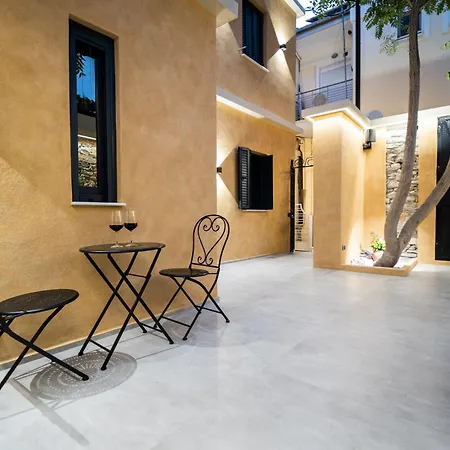 Industrial - Le Petit Bati