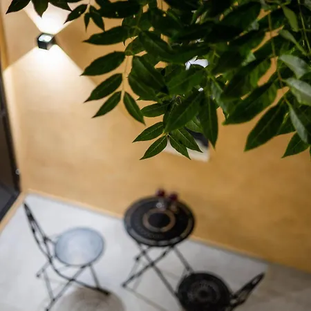 Apartment Industrial - Le Petit Bati