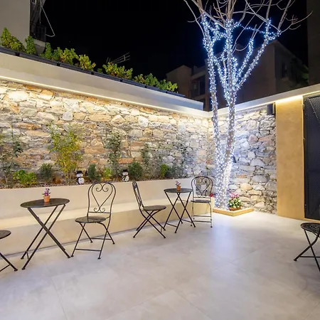 Industrial - Le Petit Bati * فولوس